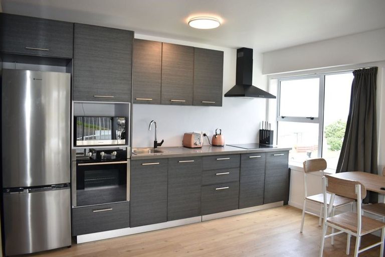 Photo of property in 14/32 Akaroa Drive, Maupuia, Wellington, 6022