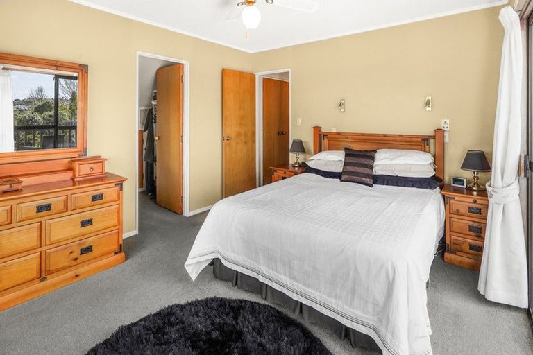 Photo of property in 98 Totara Drive, Pukete, Hamilton, 3200