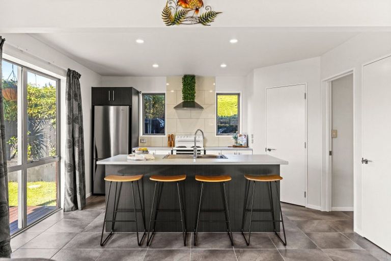 Photo of property in 121 Park Terrace, Waikuku Beach, 7473