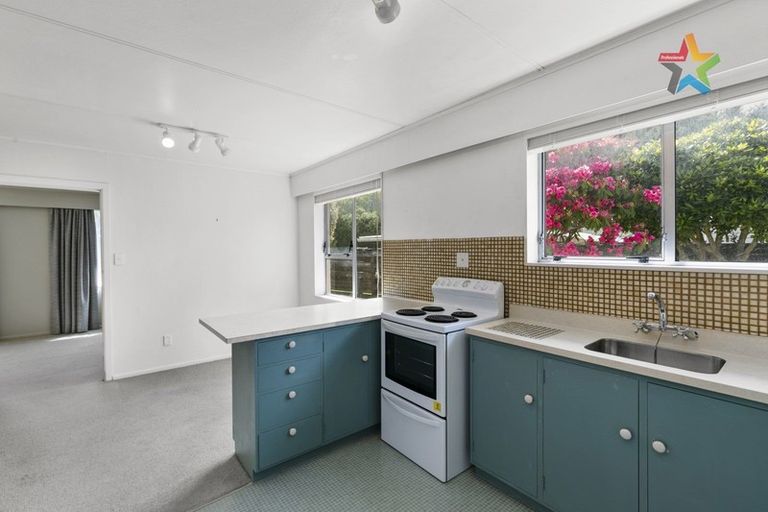 Photo of property in 6b Belgrave Street, Wainuiomata, Lower Hutt, 5014