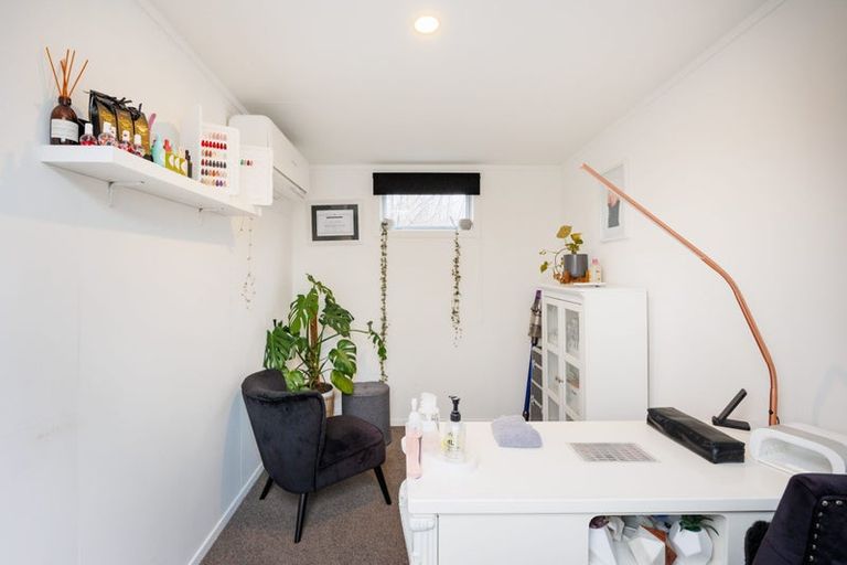 Photo of property in 28 Jefferson Crescent, Milson, Palmerston North, 4414