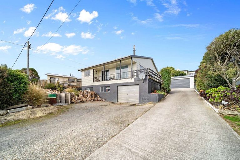 Photo of property in 29 Hill Street, Kaka Point, Balclutha, 9271