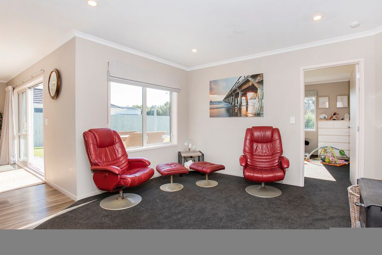 Photo of property in 34 Hamilton Drive, Wainui, Gisborne, 4010