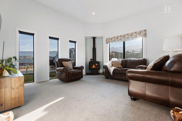 Photo of property in 15 Arion Court, Mount Pisa, Cromwell, 9383