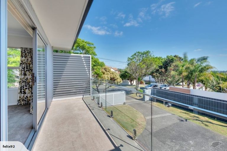 Photo of property in 3/6 Pierce Road, Milford, Auckland, 0620