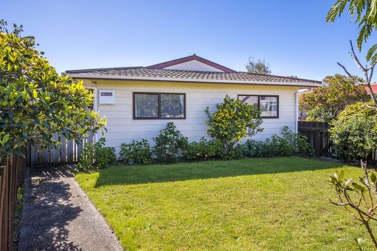 Photo of property in 253 Manly Street, Paraparaumu Beach, Paraparaumu, 5032