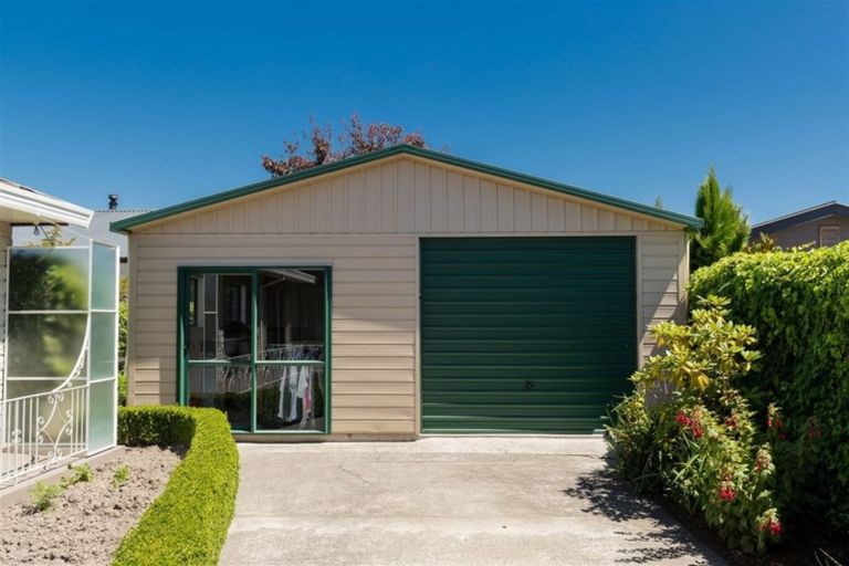 Photo of property in 219 Main North Road, Redwood, Christchurch, 8051