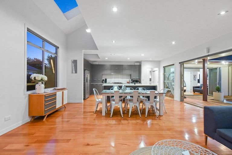 Photo of property in 35 Barrington Drive, Huntington, Hamilton, 3210