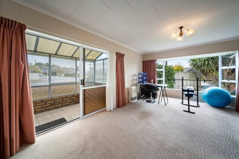Photo of property in 177 Tukapa Street, Westown, New Plymouth, 4310