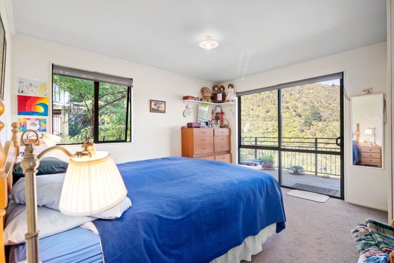 Photo of property in 2067 Kenepuru Road, Te Mahia, Picton, 7282