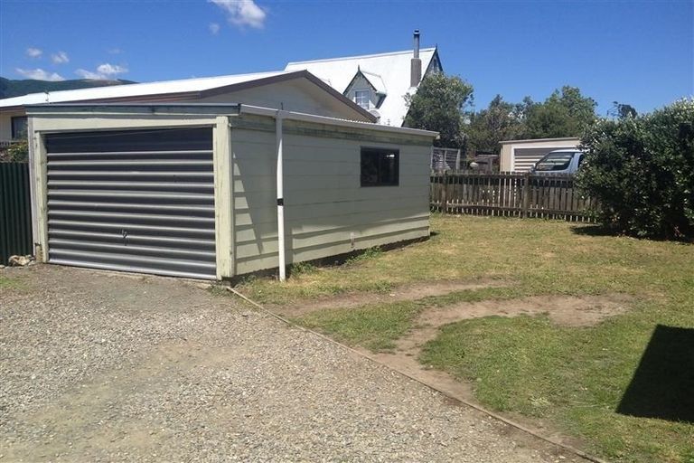 Photo of property in 2/13 Ngaio Street, Stoke, Nelson, 7011