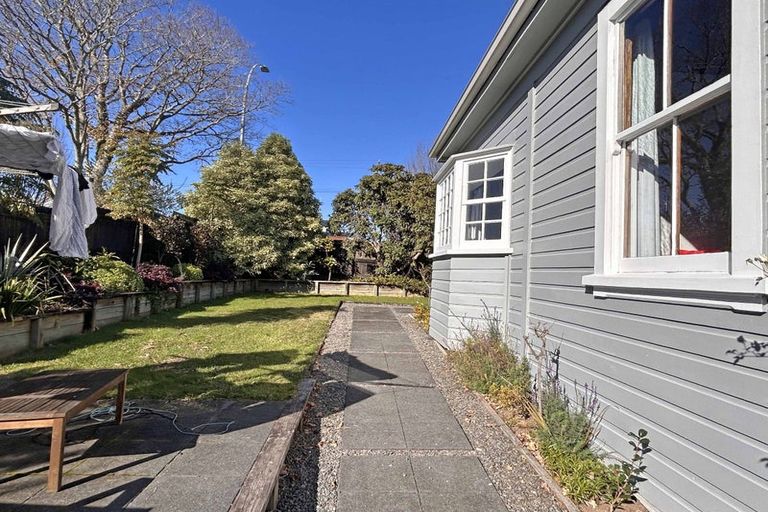 Photo of property in 126 Forest Lake Road, Forest Lake, Hamilton, 3200