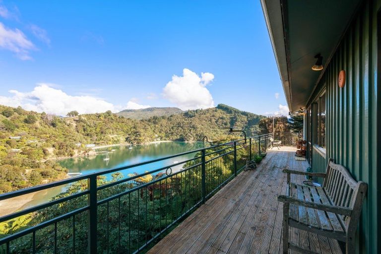 Photo of property in 2067 Kenepuru Road, Te Mahia, Picton, 7282