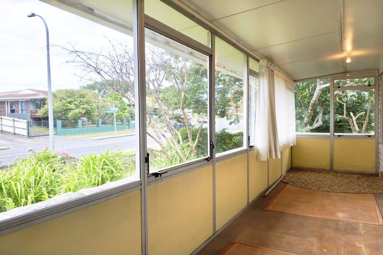 Photo of property in 6 Garus Avenue, Mangere East, Auckland, 2024