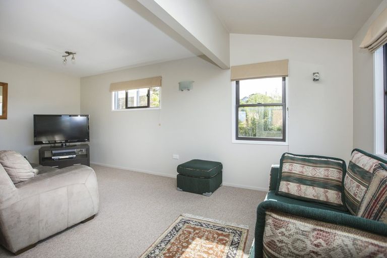 Photo of property in 16 Matangi Terrace, Snells Beach, 0920