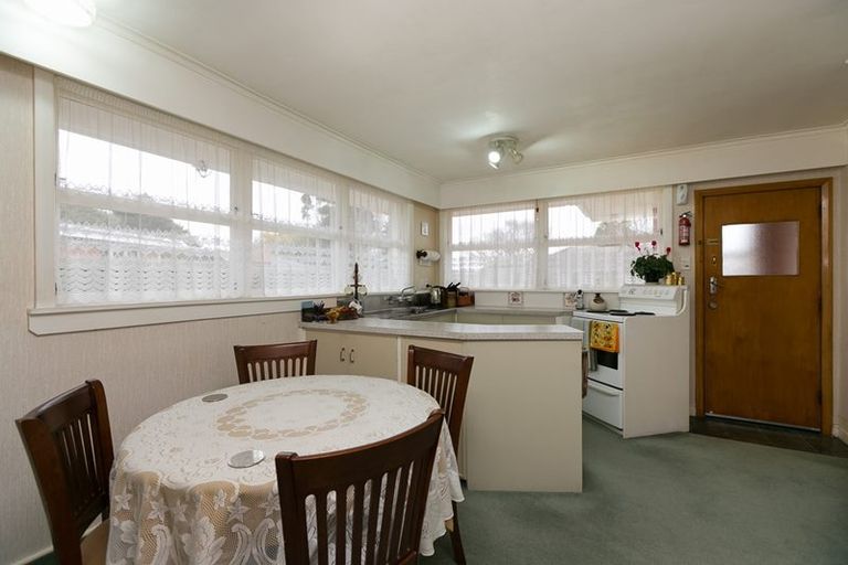 Photo of property in 7 Goodson Place, Hawera, 4610