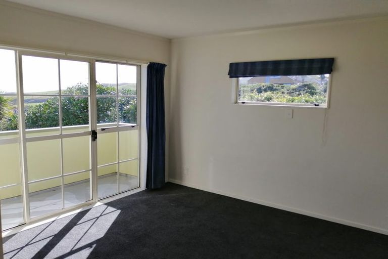 Photo of property in 10 Northwood Close, Woodridge, Wellington, 6037