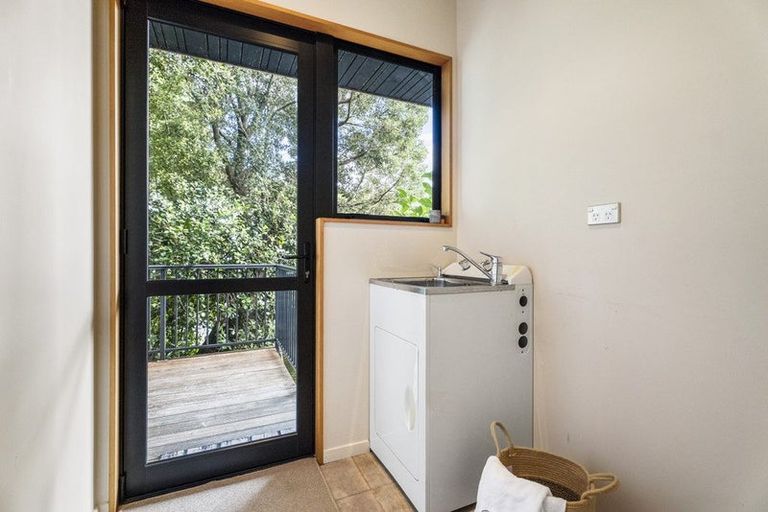 Photo of property in 50a Duncansby Road, Stanmore Bay, Whangaparaoa, 0932