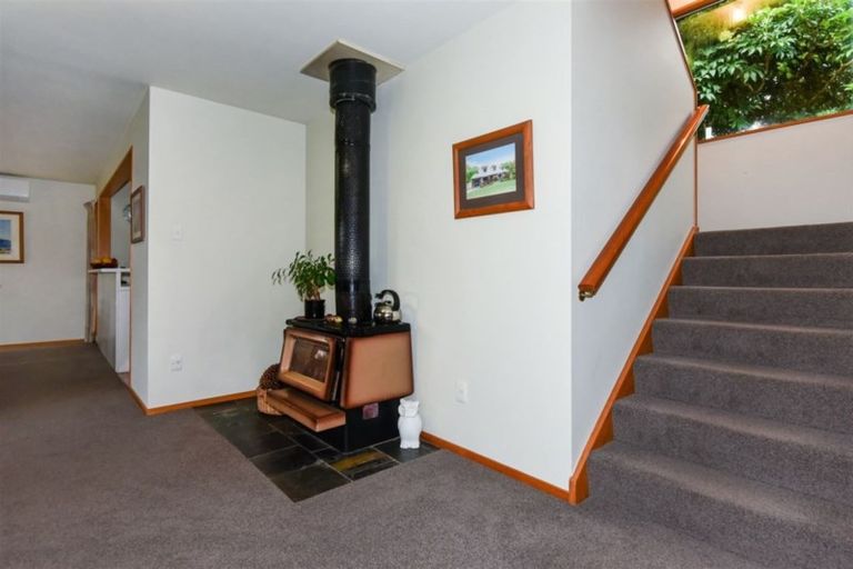 Photo of property in 12 Ilam Park Place, Ilam, Christchurch, 8041