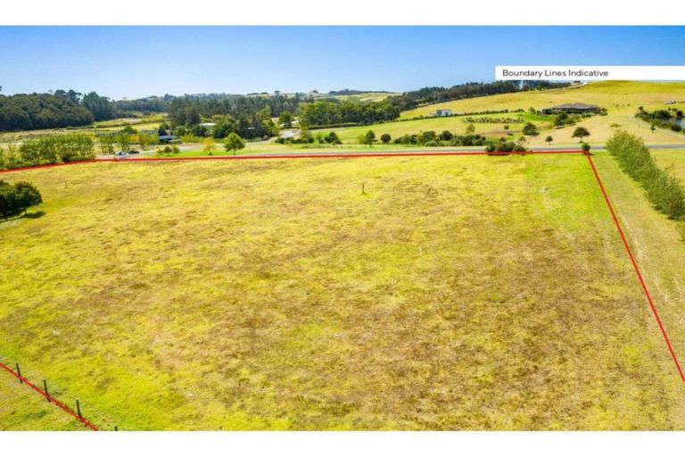 Photo of property in 14 Daniel Parade, Mangawhai, Wellsford, 0975