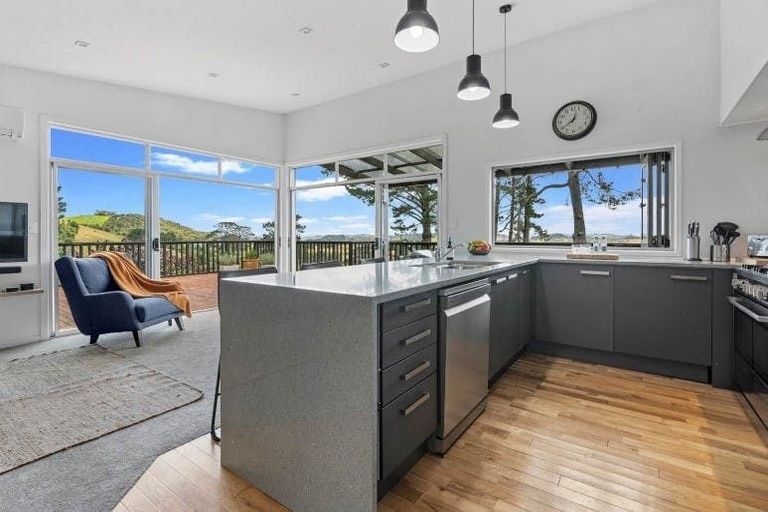 Photo of property in 108b Quail Road, Kaukapakapa, Warkworth, 0984