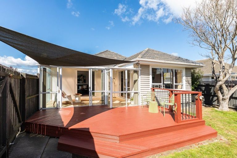 Photo of property in 61 Charlcott Street, Burnside, Christchurch, 8053