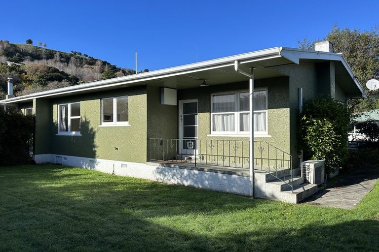 Photo of property in 1/71a Bronte Street East, Nelson, 7010