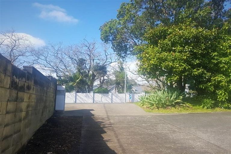 Photo of property in 292 Hurstmere Road, Takapuna, Auckland, 0622