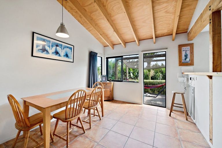 Photo of property in 12 Kilountain Place, Kerikeri, 0230