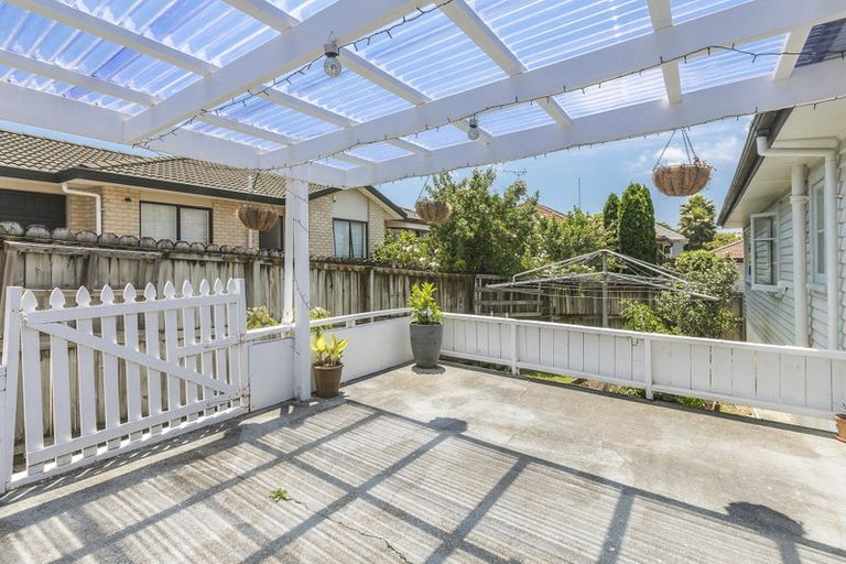 Photo of property in 65 Wellington Street, Howick, Auckland, 2014