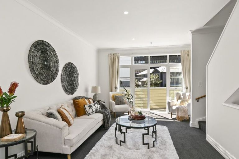 Photo of property in 9 Murphy Street, Thorndon, Wellington, 6011