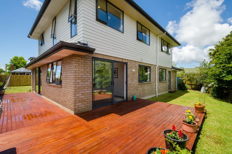Photo of property in 20a Duncan Avenue, Te Atatu South, Auckland, 0610