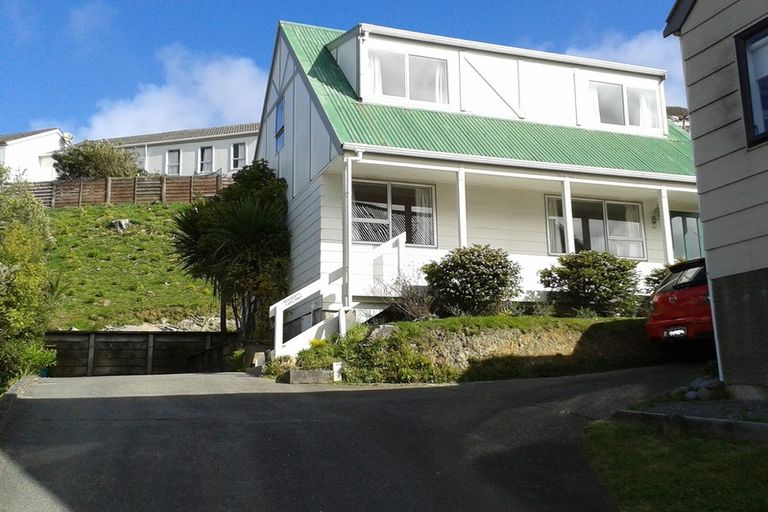 Photo of property in 90 Cunliffe Street, Churton Park, Wellington, 6037