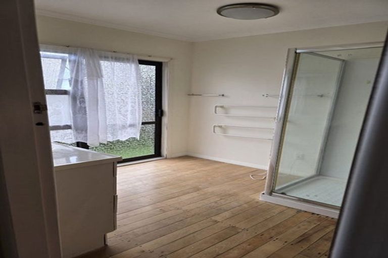 Photo of property in 1/12 Cambridge Road, Manurewa, Auckland, 2102