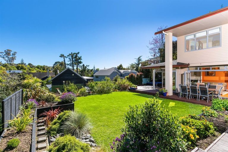 Photo of property in 93 Park Rise, Campbells Bay, Auckland, 0630