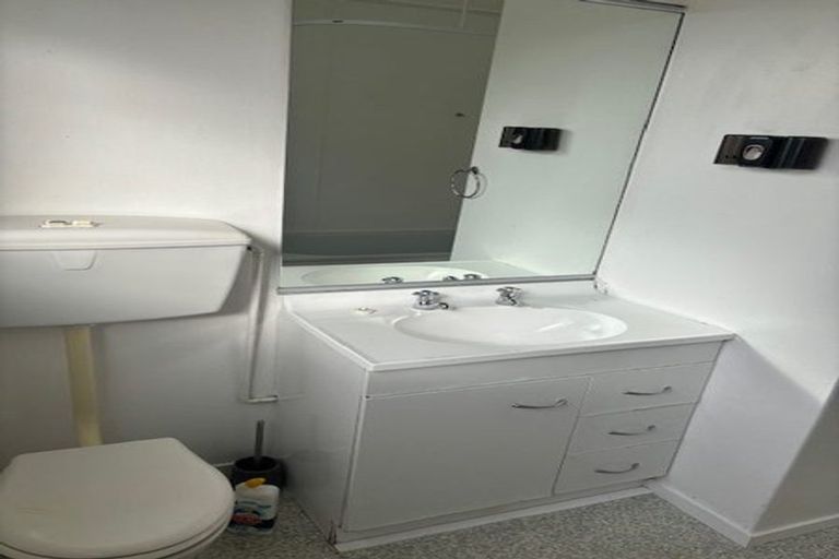 Photo of property in 24 Rajkot Terrace, Broadmeadows, Wellington, 6035