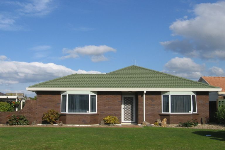 Photo of property in 34 Balmacewen Place, Mount Maunganui, 3116