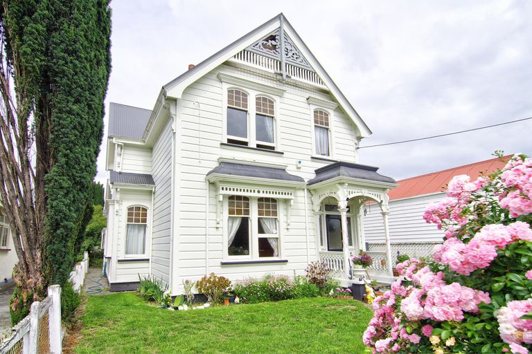 Photo of property in 55 Lincoln Road, Masterton, 5810