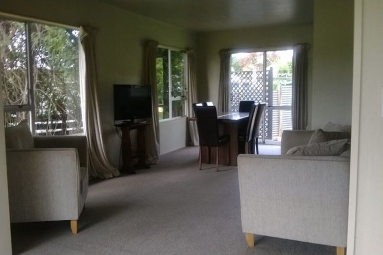 Photo of property in 1a Breadalbane Road, Havelock North, 4130