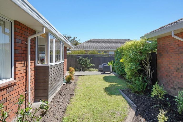Photo of property in 46b Daniels Road, Redwood, Christchurch, 8051