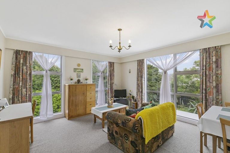 Photo of property in 5/154 Whites Line East, Waiwhetu, Lower Hutt, 5010