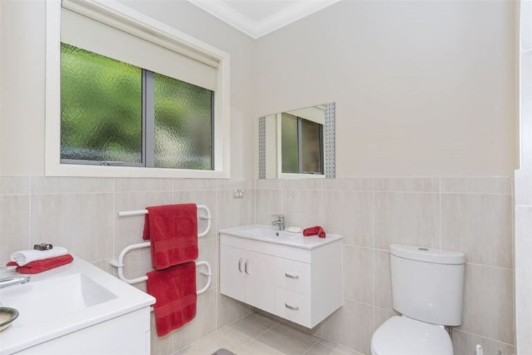 Photo of property in 132 Castlewold Drive, Bethlehem, Tauranga, 3110