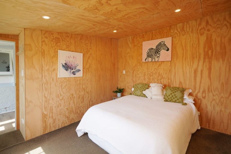 Photo of property in 25 Burrows Street, Bluff, 9814