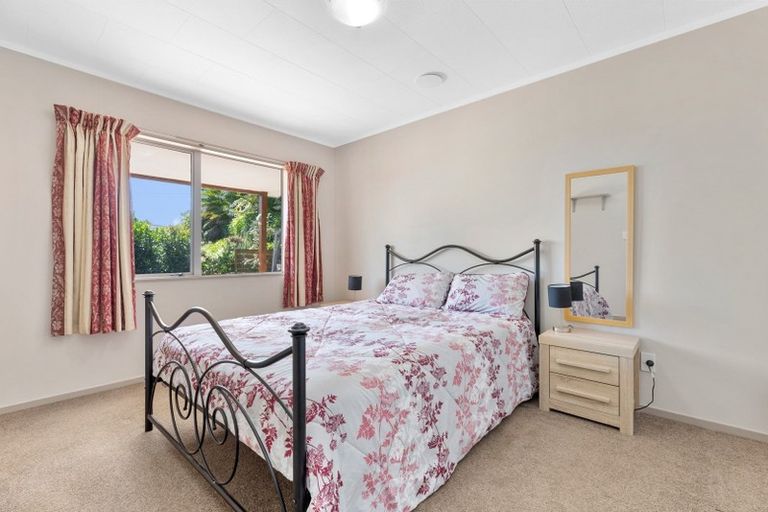 Photo of property in 10 Poike Road, Hairini, Tauranga, 3112