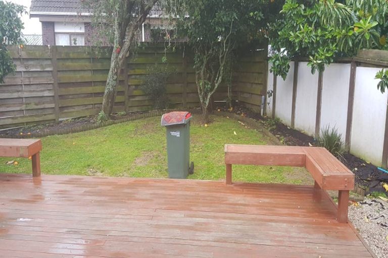 Photo of property in 1/18 Kentigern Close, Pakuranga, Auckland, 2010
