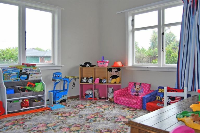 Photo of property in 230 Knowles Street, St Albans, Christchurch, 8052