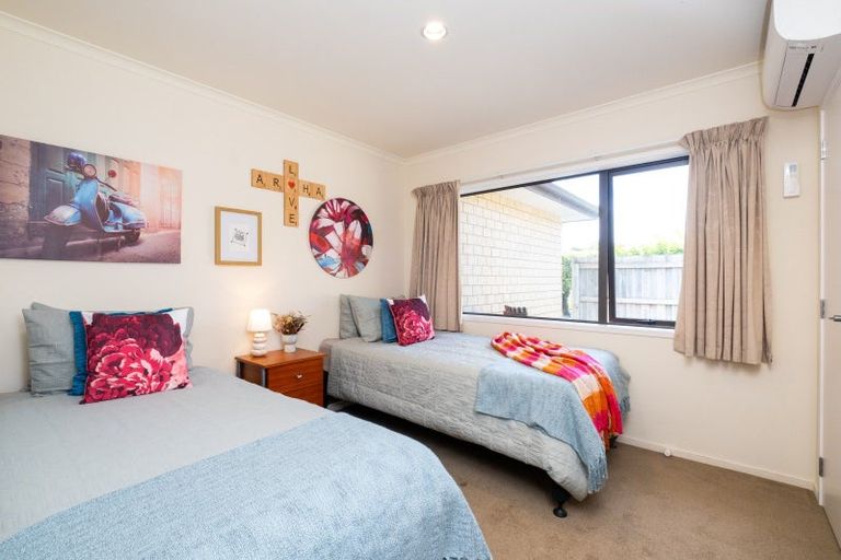 Photo of property in 3 Waitaha Place, Clive, 4102