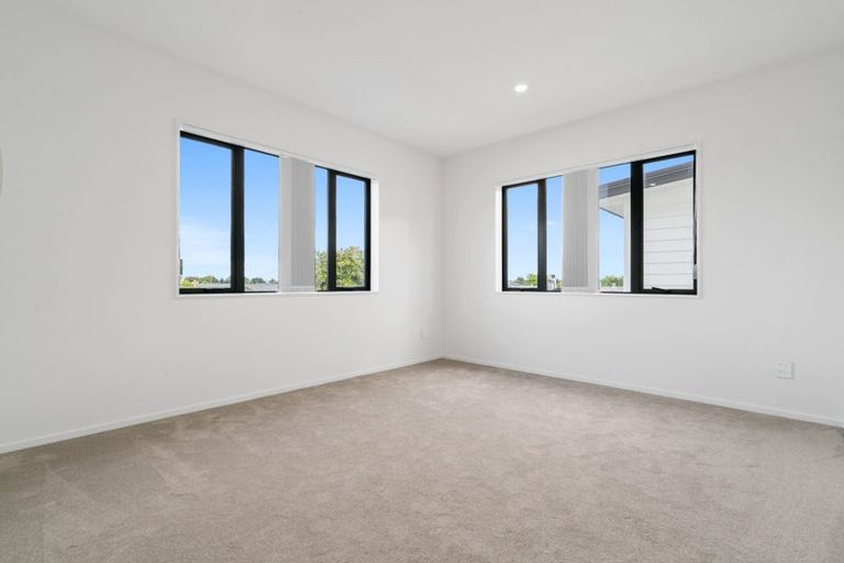 Photo of property in 8 Corin Avenue, Manurewa, Auckland, 2102