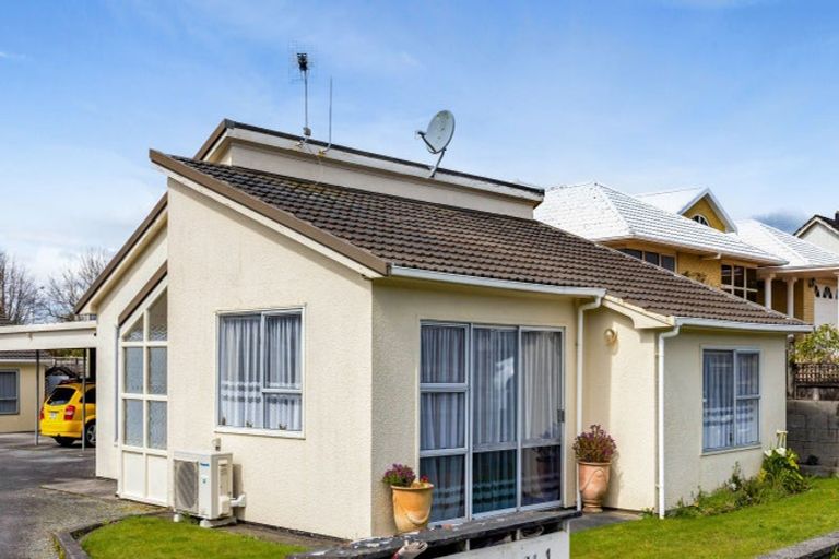 Photo of property in 2/84 Miranda Street, Stratford, 4332