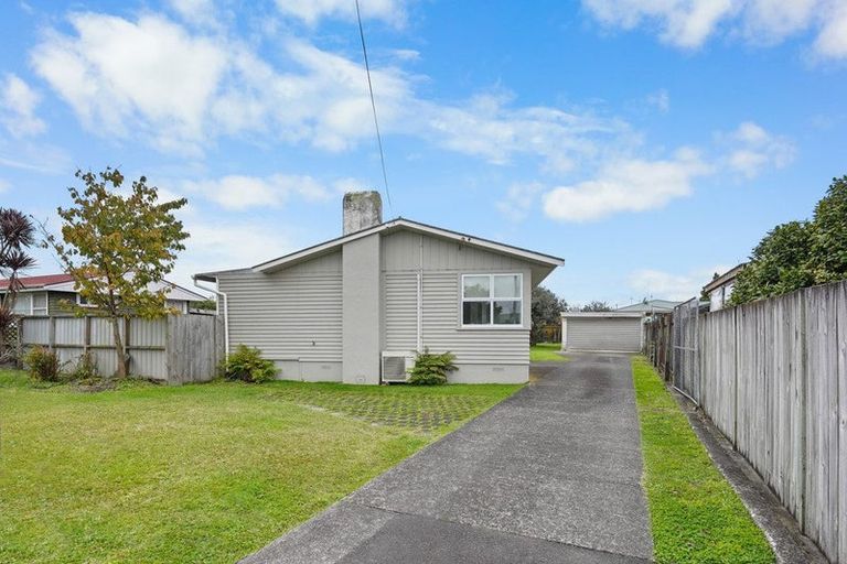 Photo of property in 25 Prisk Street, Melville, Hamilton, 3206